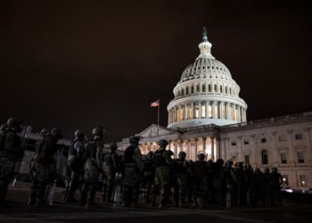 Muere policía del Capitolio debido al asalto al Congreso de EE.UU., según CNN