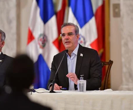 Luis Abinader presenta Plan Nacional de Viviendas “Familia Feliz”; iniciará con 11 mil el primer año