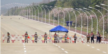 Un golpe militar aborta la frágil transición democrática de Birmania