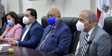 Retorno a clase presencial aún sin fecha; dependerá de evolución Covid-19