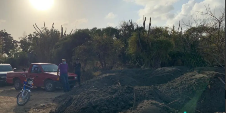 Medio Ambiente somete a la justicia a hombre por extracción de arena en Baní