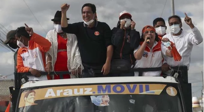 Ecuador votará entre la derecha conservadora y los correístas