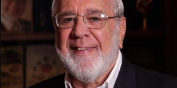 Muere Noboa, expresidente de Ecuador