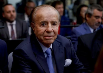 Muere a los 90 años el expresidente argentino Carlos Menem, quien convirtió el peronismo en neoliberal