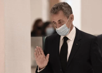 Sarkozy, expresidente francés, condenado a tres años por corrupción y tráfico de influencias