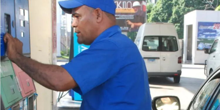 Gobierno congela el precio de todos los combustibles para esta semana