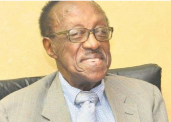 Adiós a Simón Alfonso Pemberton, vida y voz de la hípica dominicana