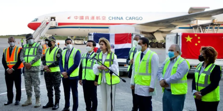 Vacunación contra Covid-19 continuará a partir de este jueves