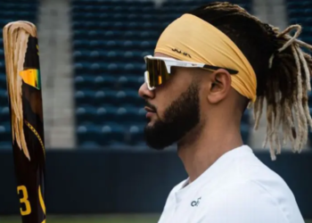 Fernando Tatis Jr. es novedoso con un bate pintoresco