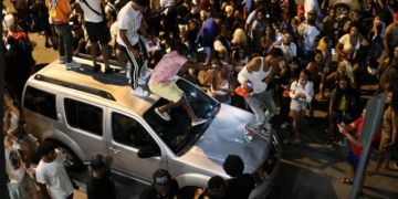 Miami Beach busca frenar el caos del Spring Break con medidas de emergencia