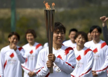 Comienza recorrido de antorcha para Juegos de Tokio