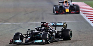 Lewis Hamilton conquista el Gran Premio de Baréin en la Fórmula Uno