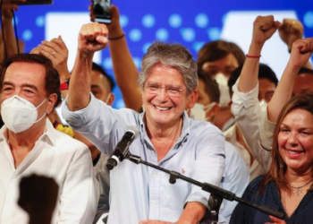 Conservador Lasso se convierte en el presidente de Ecuador