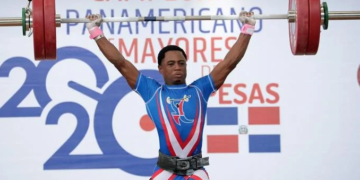 Dominicano Yeison Michel muestra credenciales, gana oro, plata y bronce en Panam Pesas