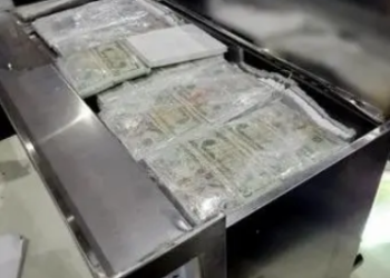 En el ferry incautan un millón de dólares