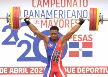 Zacarías Bonnat conquista un oro y dos medallas de plata en torneo clasificatorio