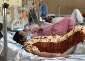 Coronavirus: India supera los 300.000 casos diarios de covid-19 mientras el oxígeno escasea