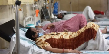 Coronavirus: India supera los 300.000 casos diarios de covid-19 mientras el oxígeno escasea