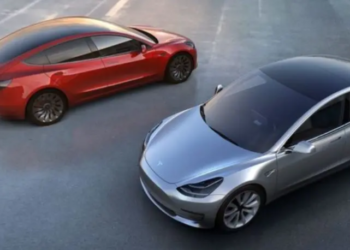 Ingenieros demuestran que autos de Tesla pueden circular sin conductor