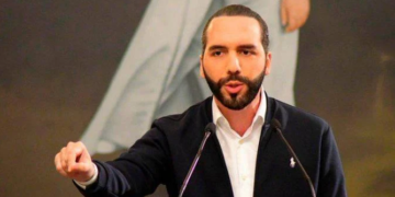 El Salvador: Bukele advierte que saldrán más funcionarios