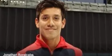 Jonathan Ruvalcaba clasifica trampolín a Tokio