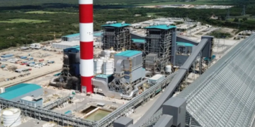 Energía y Minas asegura Punta Catalina opera normal y con bajas emisiones