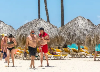 Autoridades esperan recuperación turismo en más del 50 % para julio