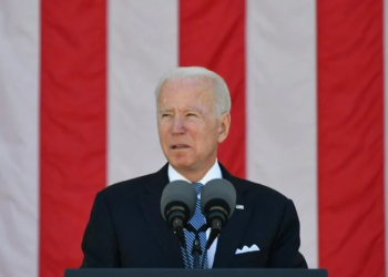 Biden propone presupuesto con la mira puesta en China