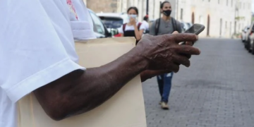 Tener más de 40 años “es un pecado” para lograr un empleo