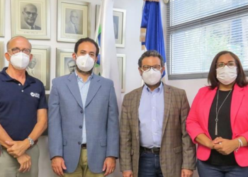 El Centro de Formación Empresarial de La Cámara de Comercio de Santiago y El Centro Gerencial Meta firman acuerdo Interinstitucional.