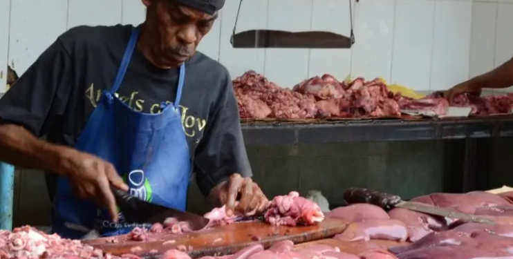 Los precios de las carnes bajan ligeramente
