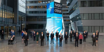 La OTAN amplía defensa: incluirá amenazas espaciales