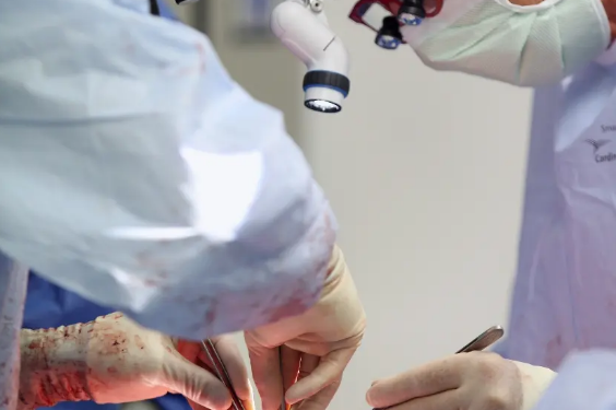 El trasplante de hígado de donante vivo salva vidas