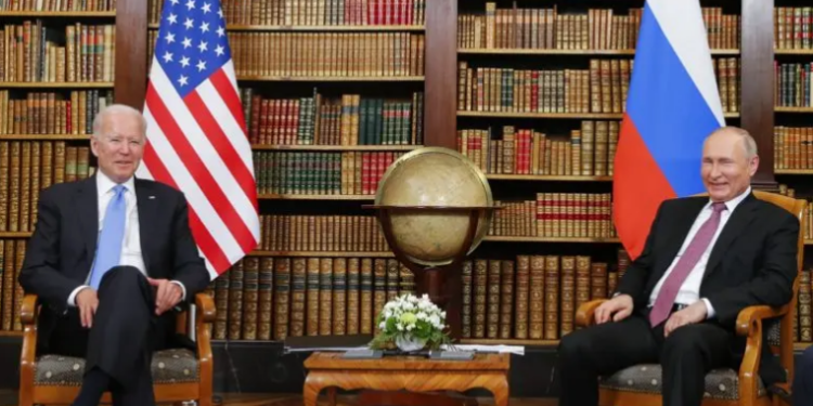Biden y Putin pactan la vuelta de embajadores y cooperar en ciberseguridad