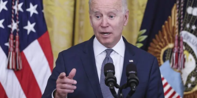 Biden convence a Europa sin achantar del todo a China y Rusia en su gira
