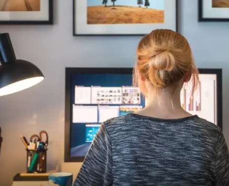 El trabajo híbrido es el futuro laboral