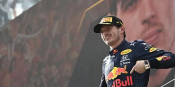 Verstappen gana GP de Austria, aumenta ventaja en campeonato