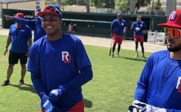 Erick Mejía y Denyi Reyes se reportaron a preparación