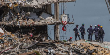 Aumentan a 95 los muertos en el derrumbe en Miami-Dade