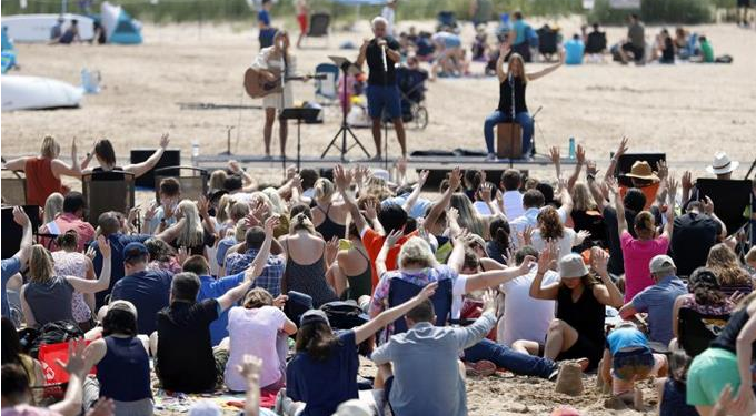 EEUU: Preocupa alza de COVID al director de salud pública