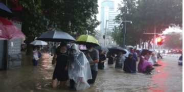 Aguaceros e inundaciones dejan al menos 12 muertos en China