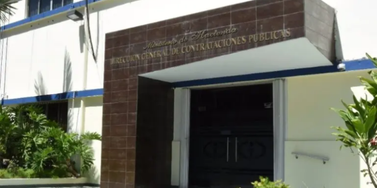 Estado realiza 17,043 compras públicas