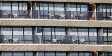 Los hoteles lanzan una ofensiva para descolgarse de Booking