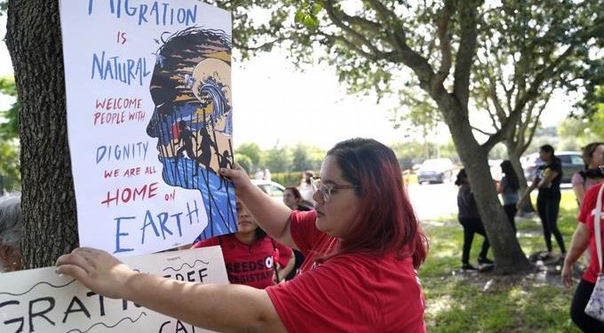 Buscan salvar orden de Obama que impide deportar inmigrantes