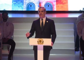 Presidente Abinader dice que hará la reforma policial «cueste lo que cueste»