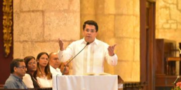 Más de 40 mil turistas dejaron de visitar RD por el huracán Fiona