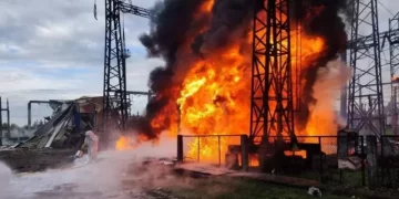 «Ataques masivos» de Rusia golpean la red eléctrica de Ucrania