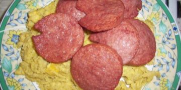 Un mangú con salami sale por más de RD$600