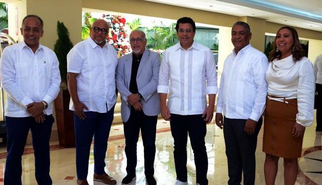 Anuncian inversión de 250 millones para promover Santiago de los Caballeros como destino turístico