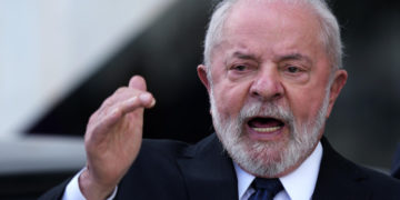 Abinader felicita a Lula por abordar crisis haitiana en cumbre del G7